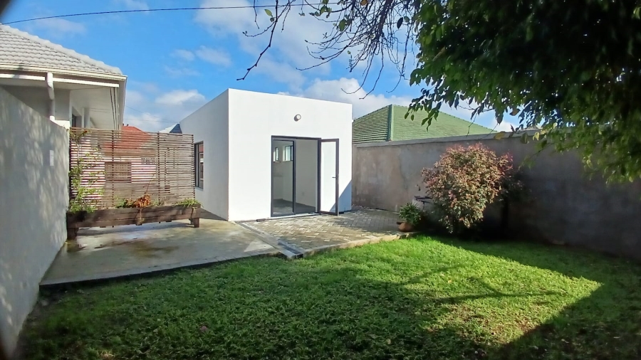 To Let 1 Bedroom Property for Rent in Clamhall Western Cape
